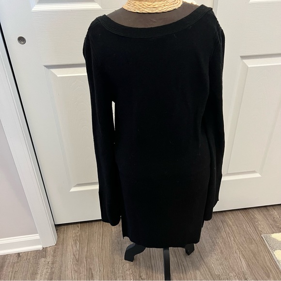 Free People sweater - Picture 3 of 8